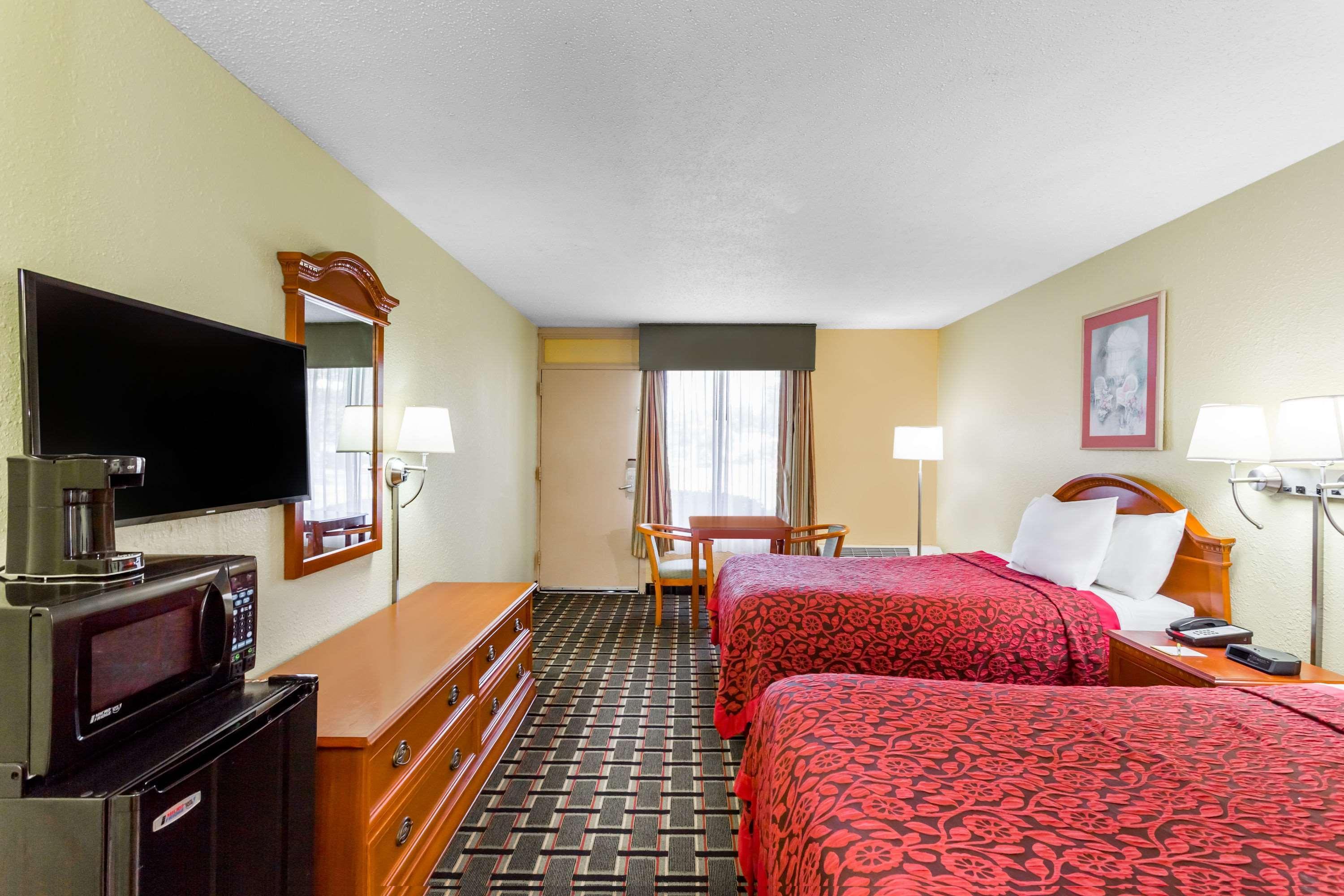 Red Roof Inn Savannah - Southside/Midtown Esterno foto